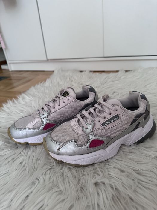 Adidas falcon 36