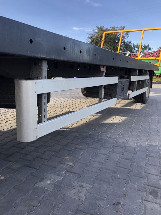 Odboje antyrowerowe osłony Wielton pasują do naczep