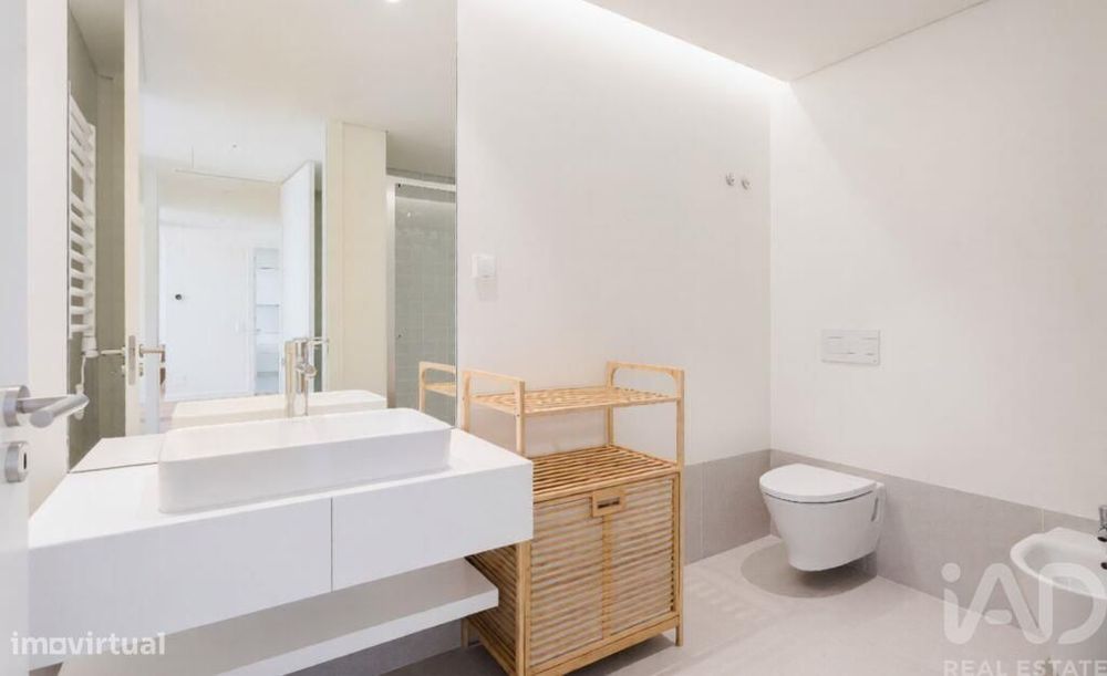 Apartamento T2 em Armação de Pêra de 94,00 m2