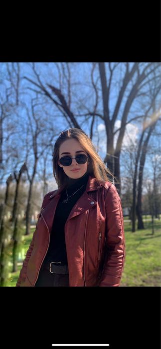 Шкіряна курточка