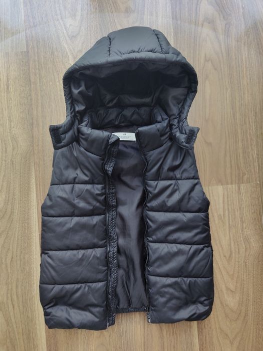 Kamizelka H&M chłopięca 122/128 czarna