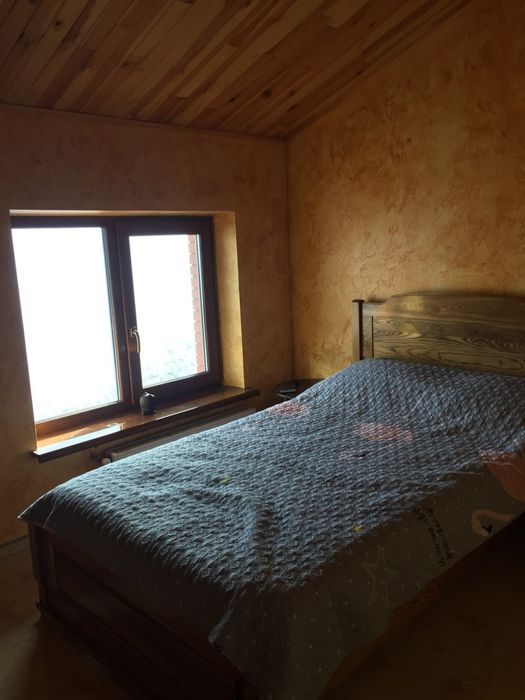 Сдам Таунхаус для 4-7чол. 140м2. Киргизская ( гараж)