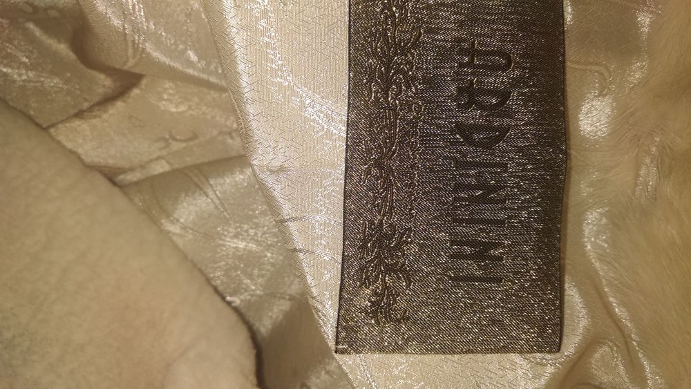 Шуба бобер с норковой отделкой.