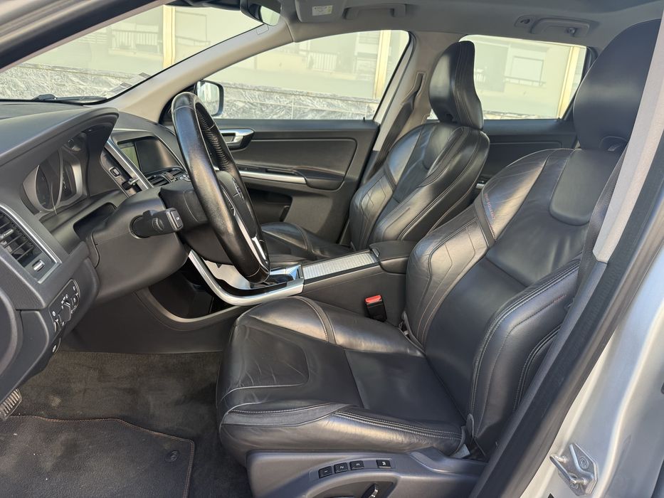Volvo XC 60 D3 Geartronic Edição Limitada Ocen Race