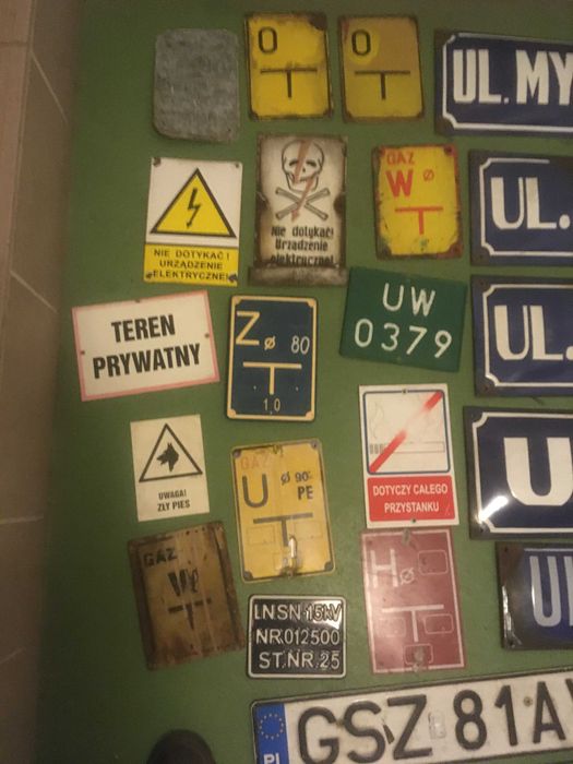 Tablice szyldy emaliowane rejestracyjne