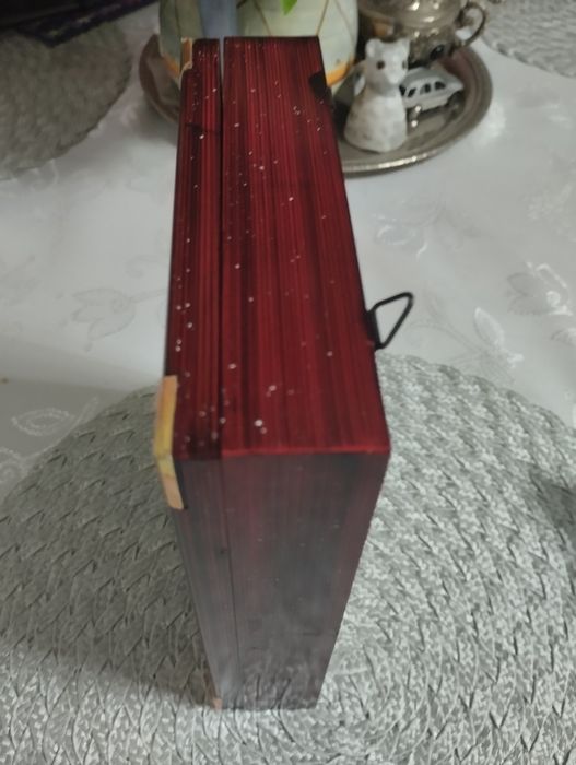 Вінтажна ключниця