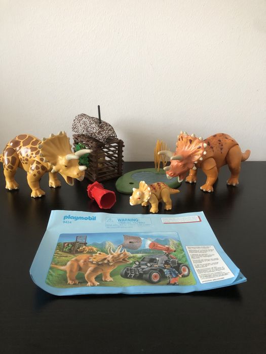 Набір Playmobil 9434 Динозаври Трицератопси Клітка пастка