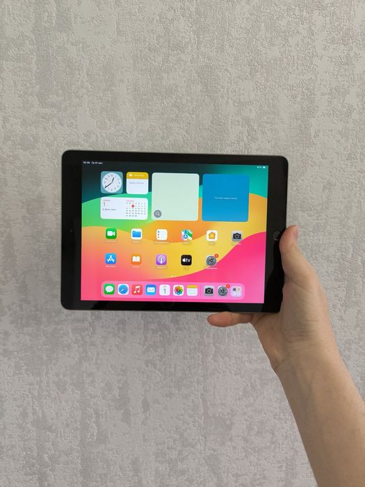 iPad 9.7” 6 покоління 2018 32 ГБ Space Gray