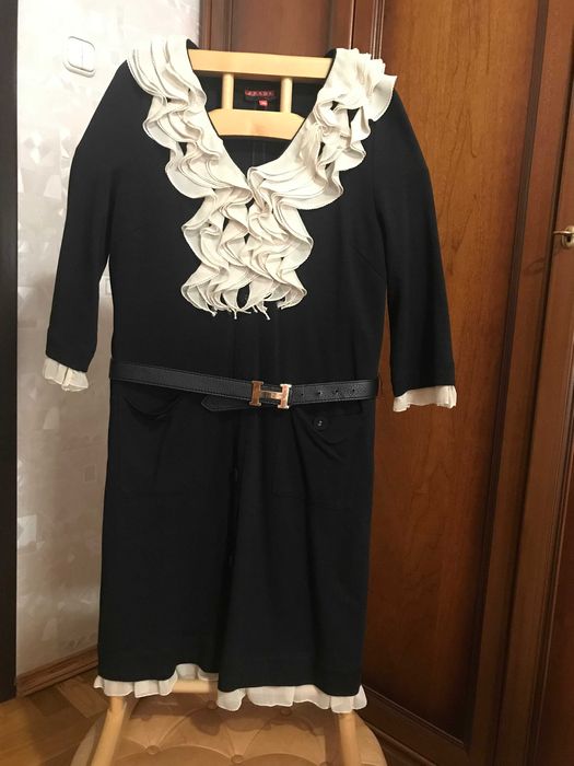 Продам сукню PRADA