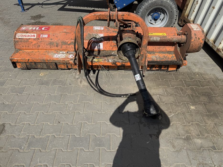 Mulczer młoteczkowy solidny FALC regulacja hydr
