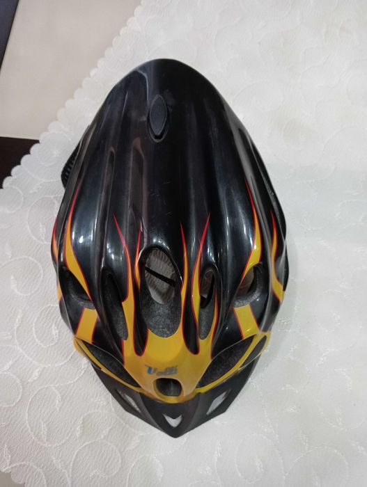 Kask ochronny na