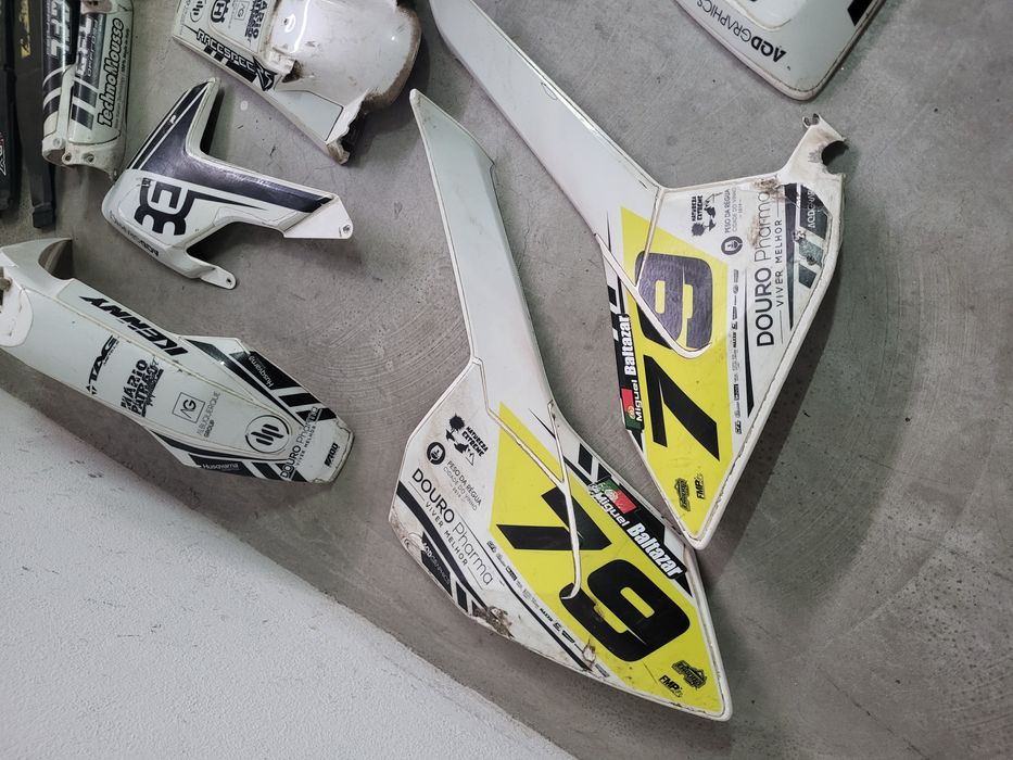 Plásticos para husqvarna fe350