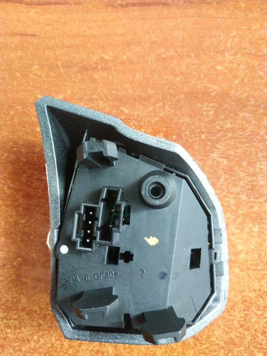 Кнопка керма ліва Опель зефіра б