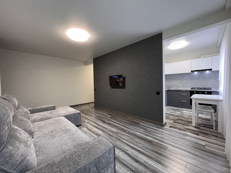 Продаж 3-кімнатної, ЦЕНТР,  зі свіжим капітальним ремонтом, 59м2