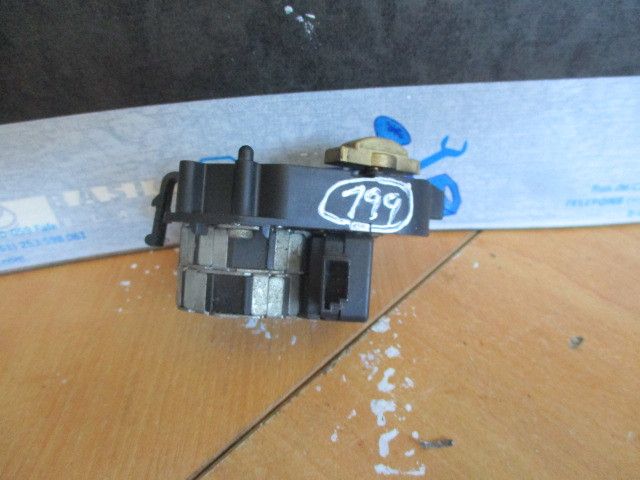 Motor da comporta da sofagem BMW 5 (E39)
