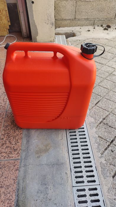 Recipiente Jerrican Bidão 30L para Gasóleo/Gasolina