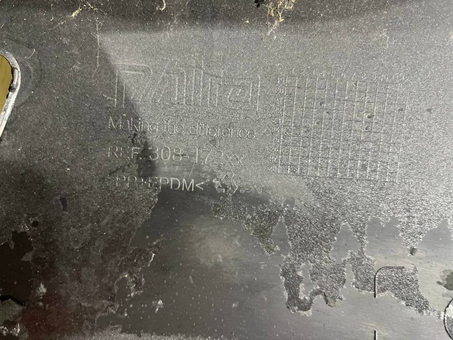 Бампер передний Peugeot 308 2 T9 \ 2017 2018 2019 г.