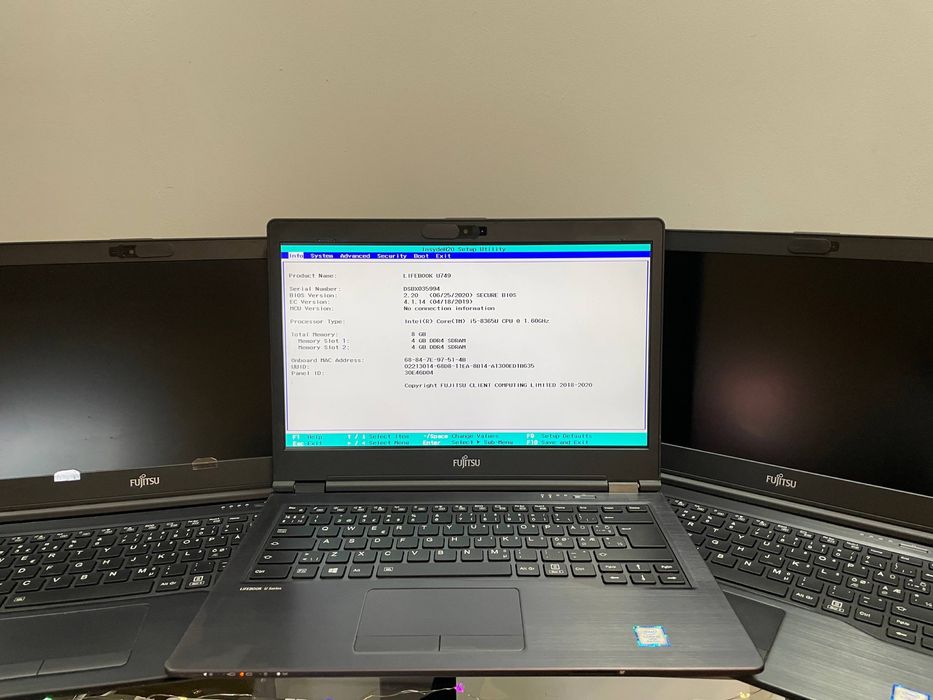Ноутбук Fujitsu LifeBook U749