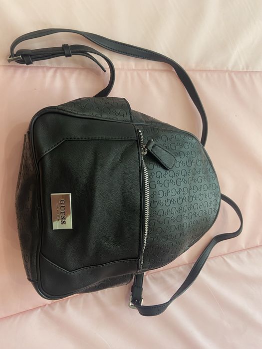 Рюкзак кожаный Guess