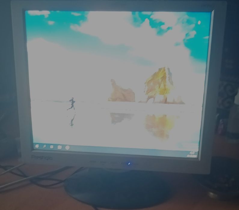 Компьютерный монитор prestigio