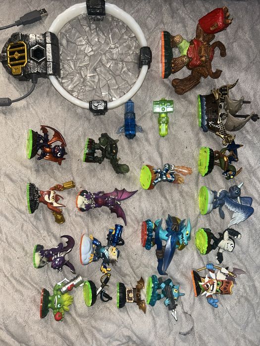 Skylanders (portal+20 personagens)