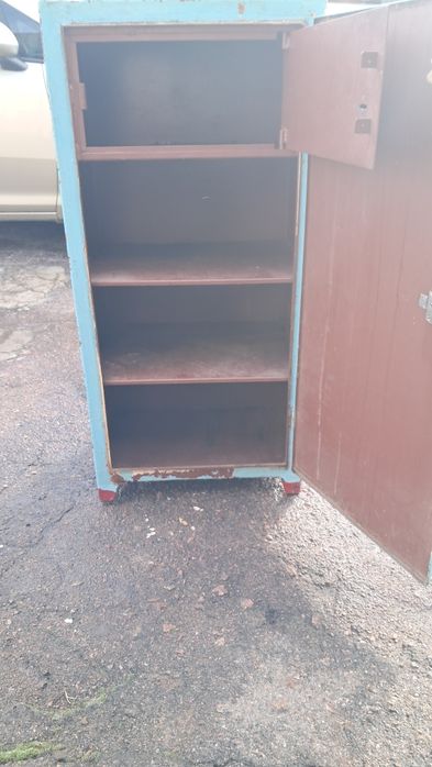 Сейф канцелярський.