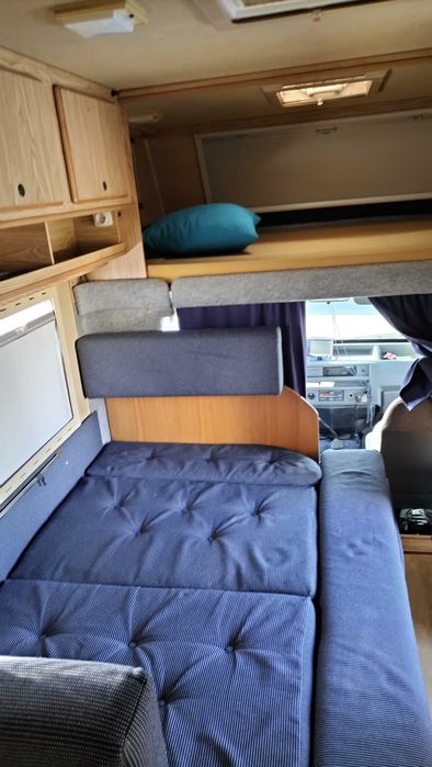 Autocaravana Perfilada-Bom estado-TV-Fogão-Microondas-WC-PSolar-Extras