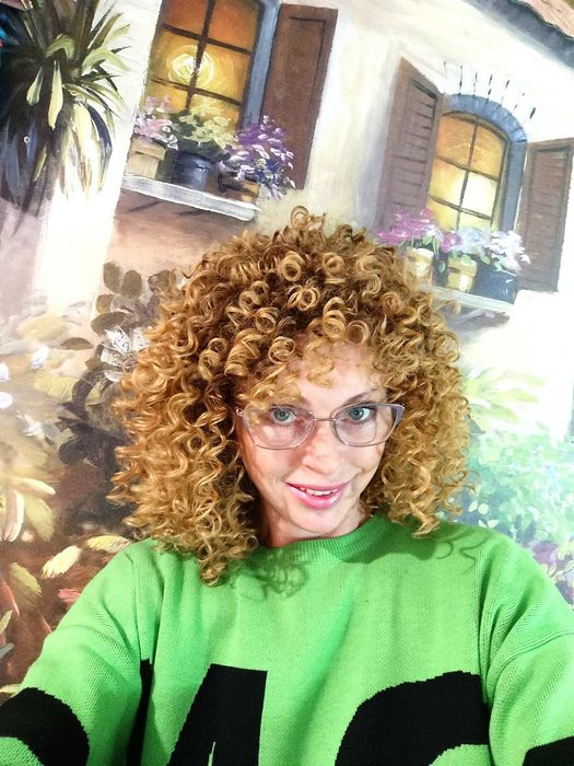 Peruka blond ombre afro loki curly kręcone włosy