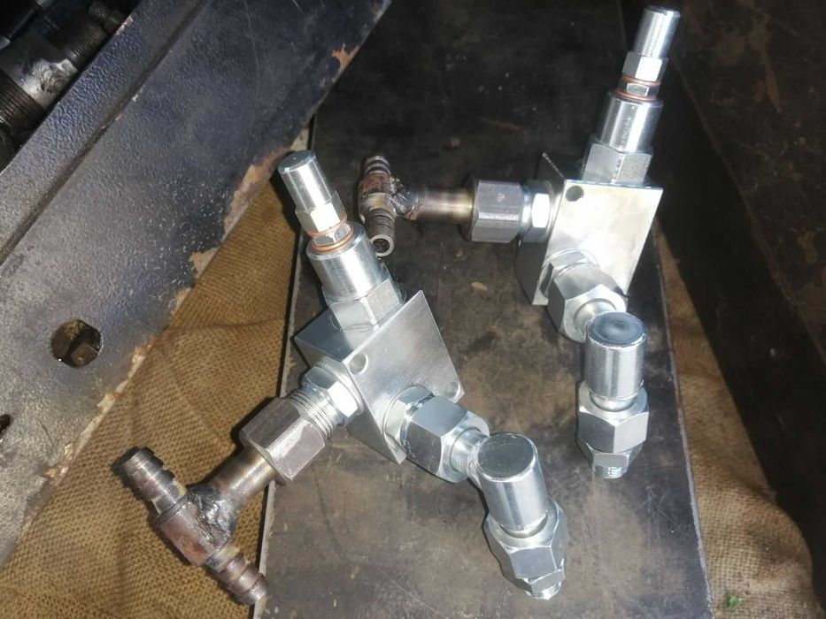 Клапан  ГУР    ЗіЛ  - 130