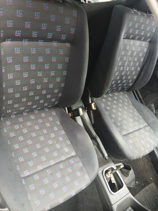 VW Golf 3 gl cl kompletna tapicerka fotele kanapa boczki podsufitka