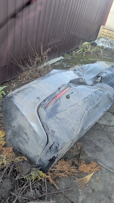 Задній бампер chevrolet volt 2, з пошкодженням