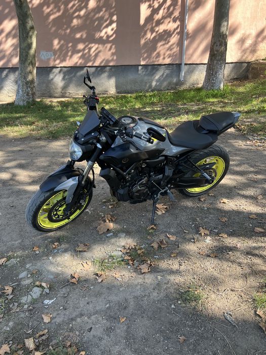 Yamaha mt-07 2016
