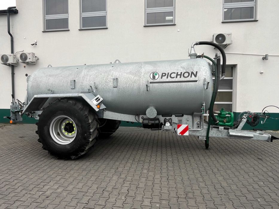 Wóz asenizacyjny PICHON 10400 l
