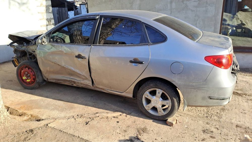 Шрот/Хундай Елантра 2011р.1.6бенз.мкпп