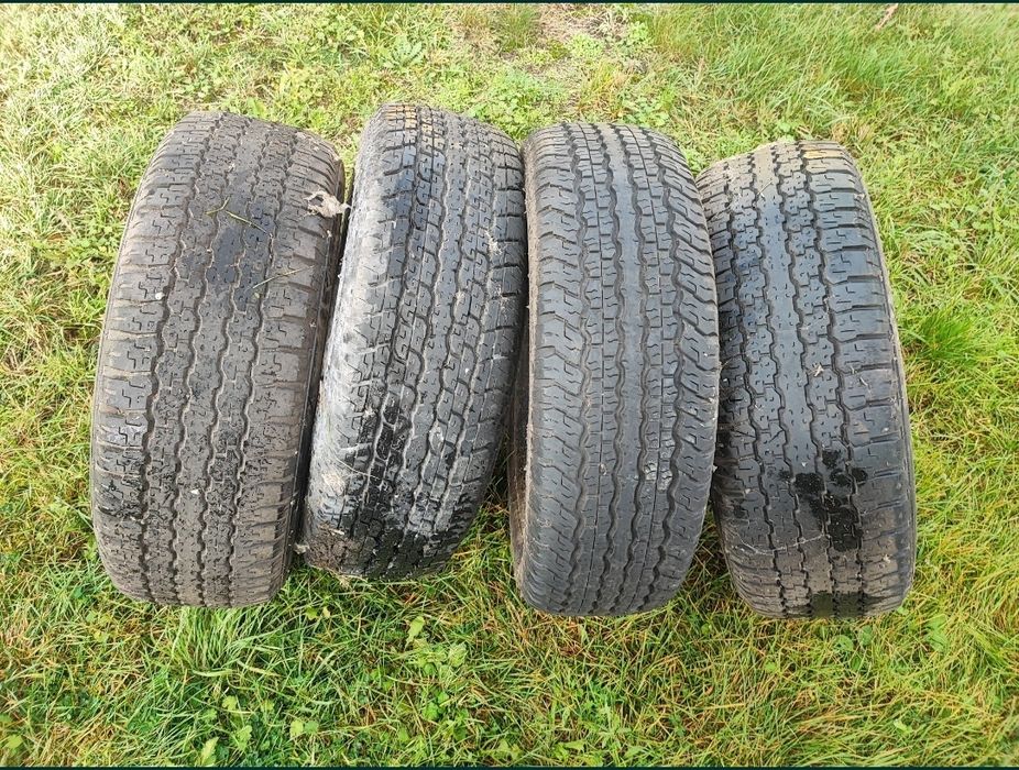 opona Bridgestone Dueler h/t 265/70r16
