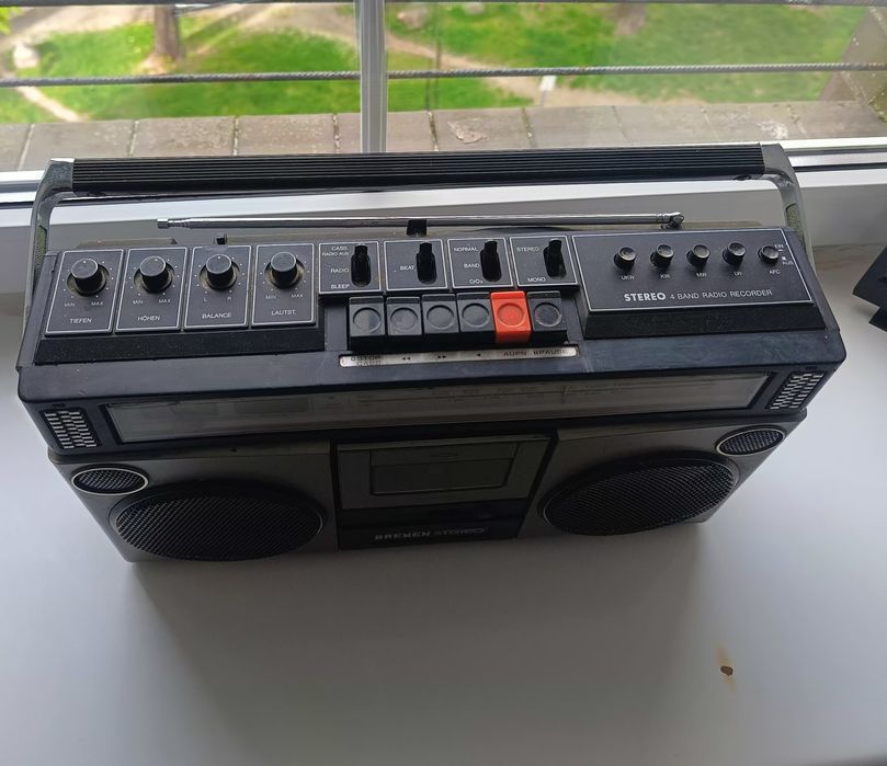 Boombox retro 80-90 lata sprawny