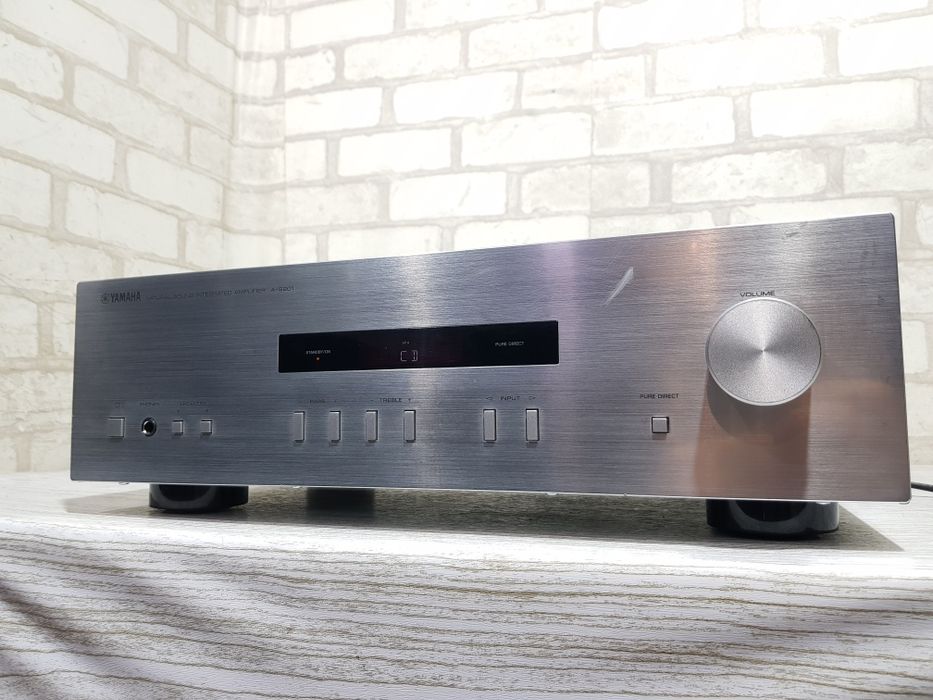 Стерео підсилювач YAMAHA A-S201, *2x140 Вт, б/у з Німеччини