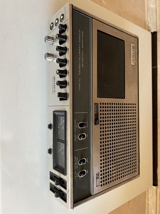 1973. Репортерский стерео рекордер Sony TC 2800. Ferrit head