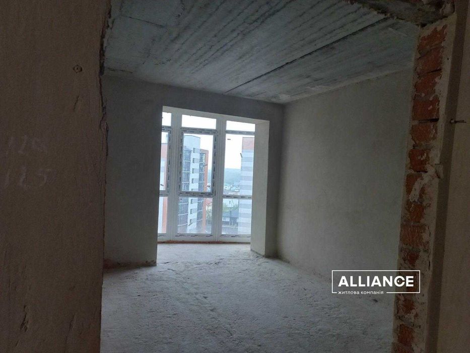 Здана 1 кім кв від БК Благо