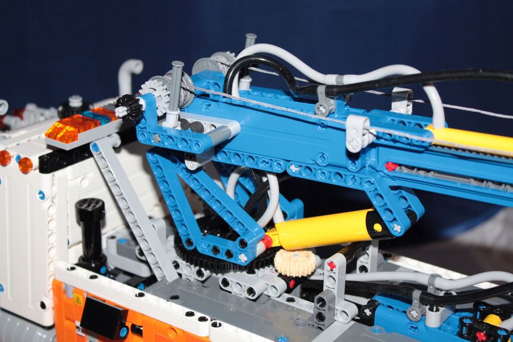 Lego Technic 42128 Ciężki holownik