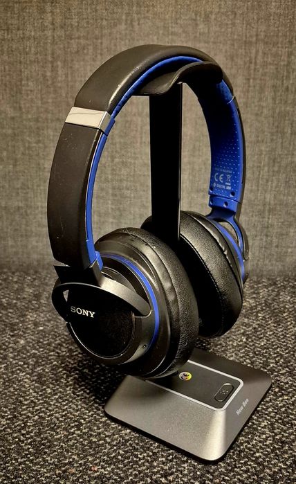 Słuchawki bezprzewodowe Sony MDR-ZX770BN. Stan bdb, gratisy