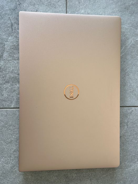 Laptop Dell XPS P82G 8GB RAM 256SSD Core i7 8550U