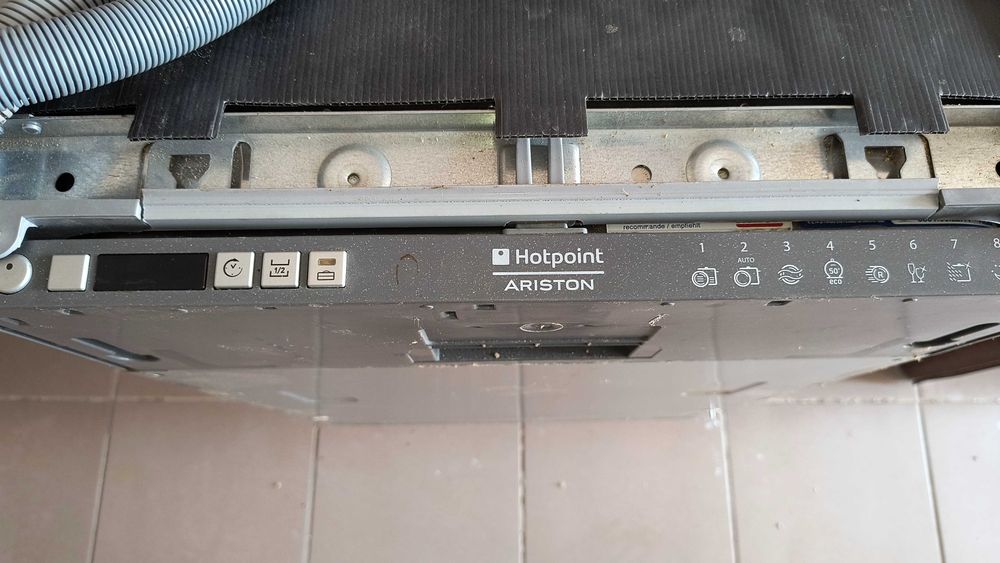 Zmywarka do zabudowy Ariston