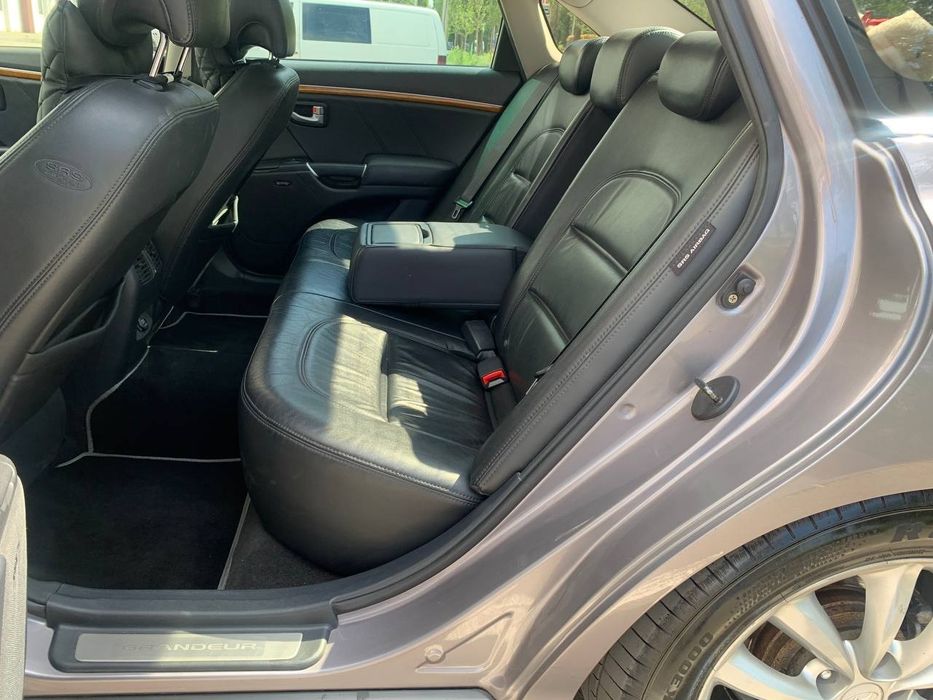 Hyundai Grandeur 2007 VIN KMHFC41DP7A218926 фото оголошення 12 з 24