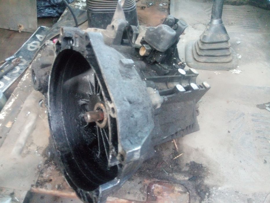 Продається форд транзіт 2002 р не на ходу