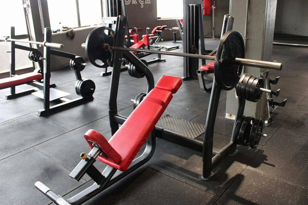 Máquinas de ginásio