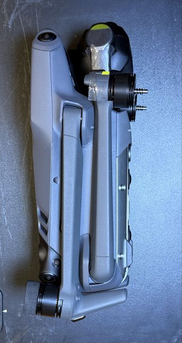 Комплект дроно Dji mavic 3t Advanced