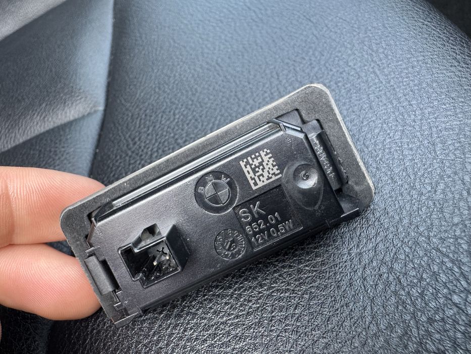 Підсвітка номерного знаку BMW 63267193293