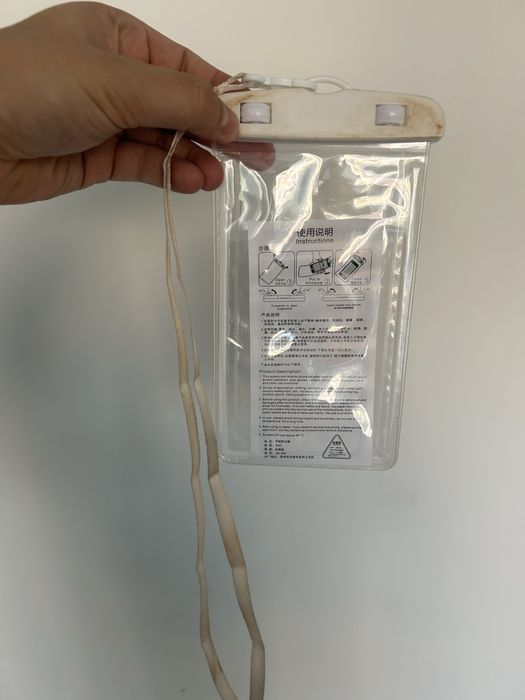 Etui wodoodporne na telefon