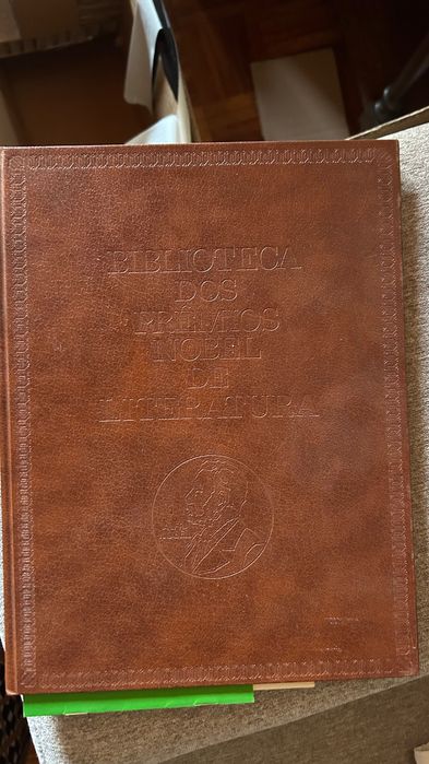Coleção livros - Biblioteca dos prémio Nobel
